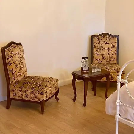 Kaso Ervehe 호텔 Përmet