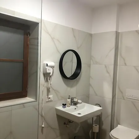 Kaso Ervehe Hotel Permet